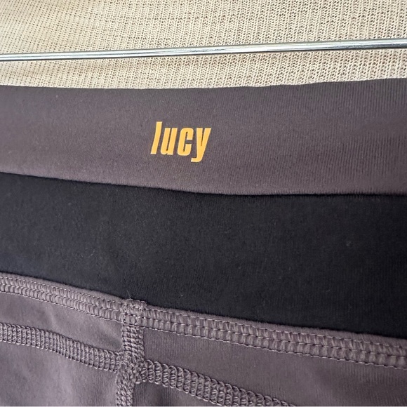 Lucy Charcoal and Black Active Leggings, size large - Picture 5 of 14